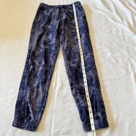 Athleta 2 Farallon Printed Jogger ~ Elastic Waist Athleisure Casual - Picture 6 of 8